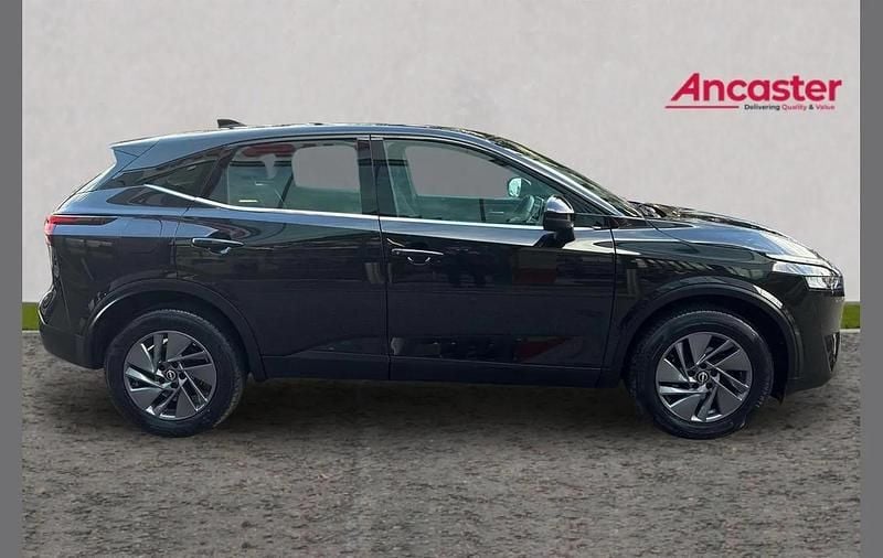Used Nissan Qashqai Acenta Premium 138 HP (101 kW) 2022 Black SUV