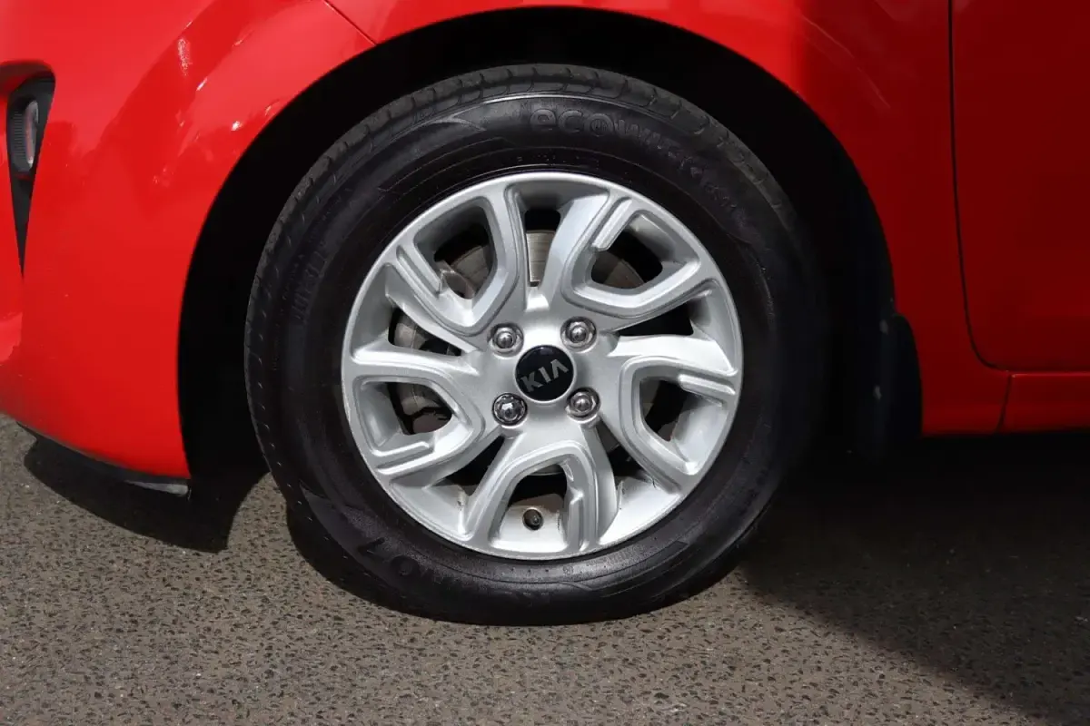 Usado Kia Picanto 84 HP (61 kW) 2019 Vermelho Citadino