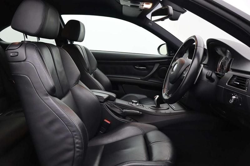 Used BMW M3 Comfort Edition 420 HP (308 kW) 2010 White Coupe