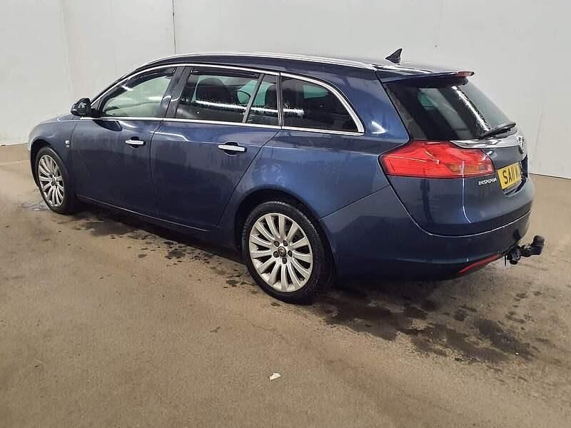 Used Vauxhall Insignia Elite 160 HP (117 kW) 2011 Blue Estate