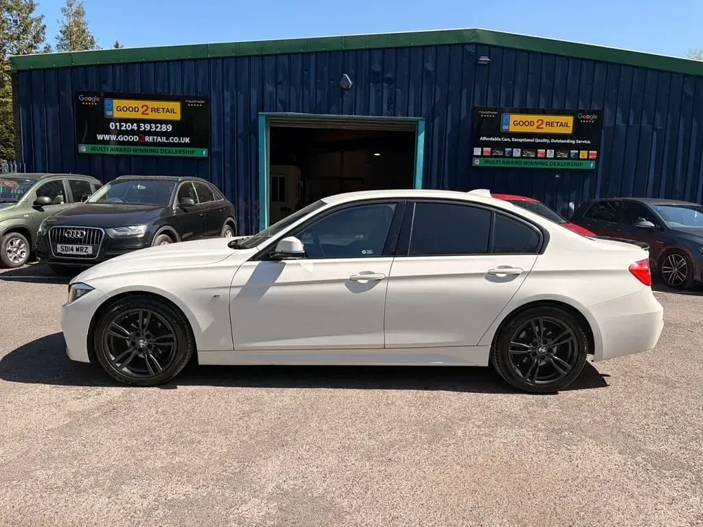 Used BMW 318 M Sport 143 HP (105 kW) 2013 White Sedan