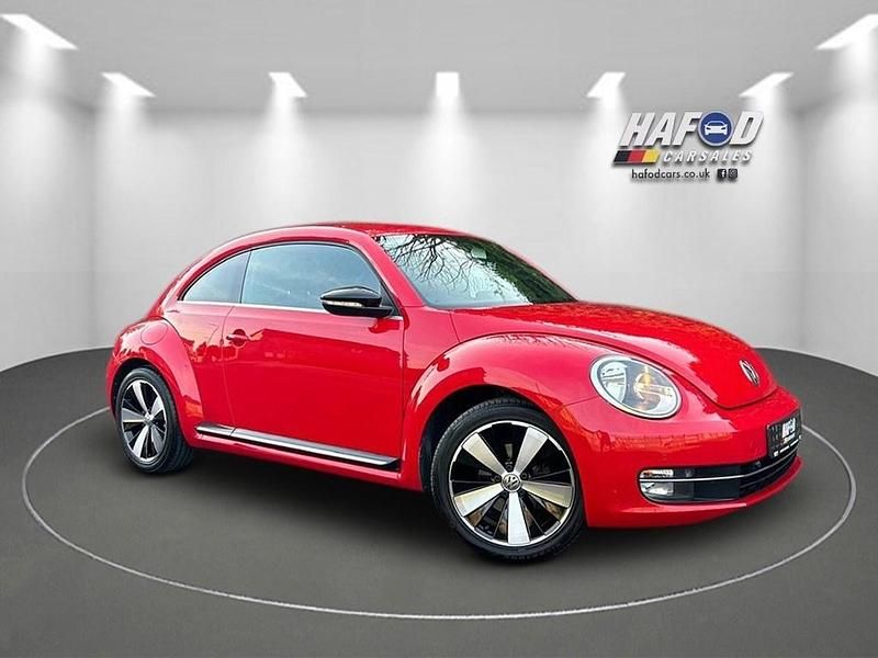 Red Used 2016 VW Beetle Sportline Hatchback | £11,499 (A bit pricey) - Image 1/3