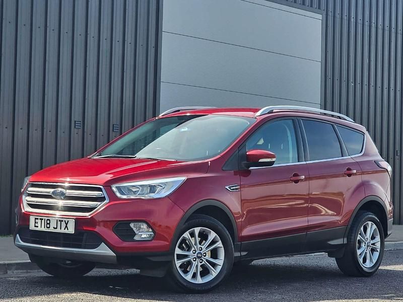 Used Ford Kuga Titanium 150 HP (110 kW) 2018 Red SUV