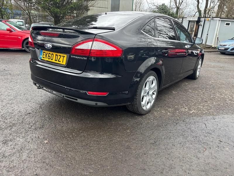 Used Ford Mondeo Titanium 163 HP (119 kW) 2010 Black Hatchback