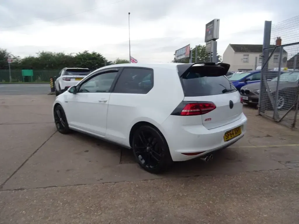 Used VW Golf VII GTD 2014 White Hatchback