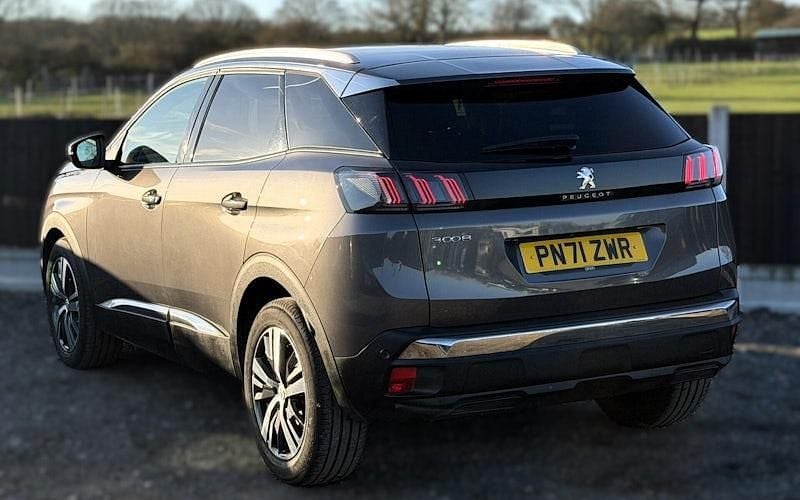 Used Peugeot 3008 Allure Premium 131 HP (96 kW) 2021 Grey SUV