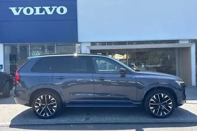 Gebraucht Volvo XC90 Plus 247 PS (181 kW) 2025 SUV