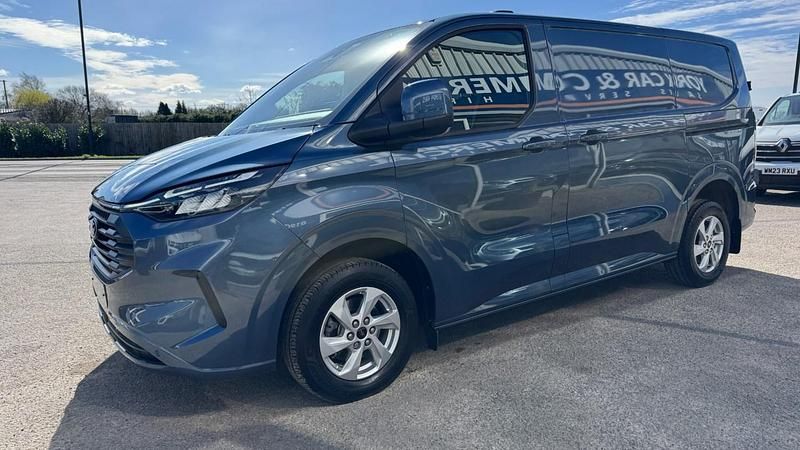 Used Ford Transit Custom Limited 136 HP (100 kW) 2024 Blue Van