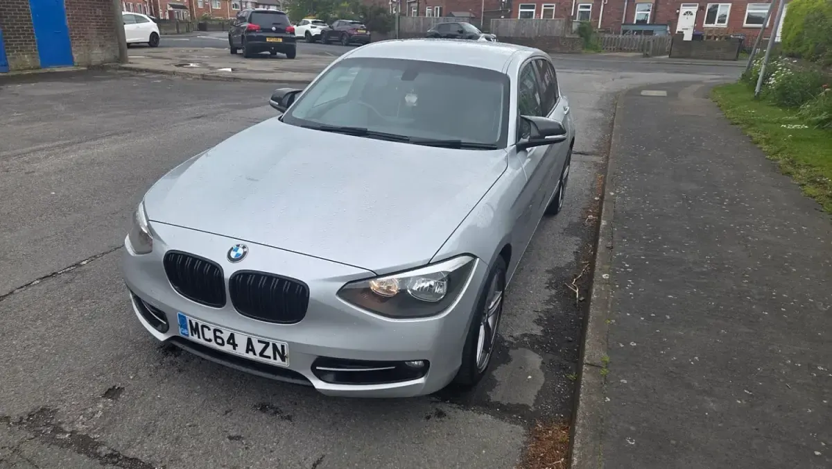 Usado BMW 116 Sport Line 2015 Plateado Utilitario
