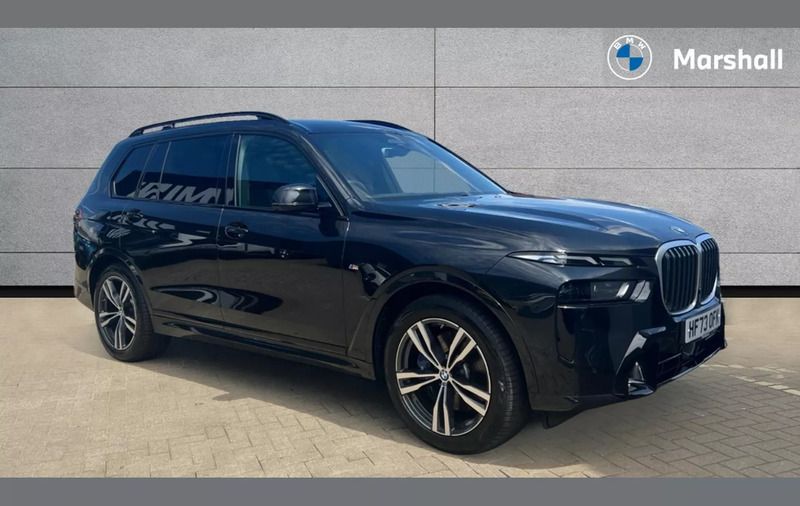 Black sapphire Used 2023 BMW X7 M Sport SUV | £69,639 (Fair price) - Image 1/4