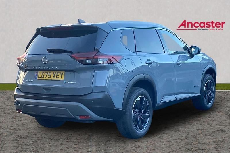 New Nissan X-Trail N-Connecta 210 HP (154 kW) 2025 Grey SUV