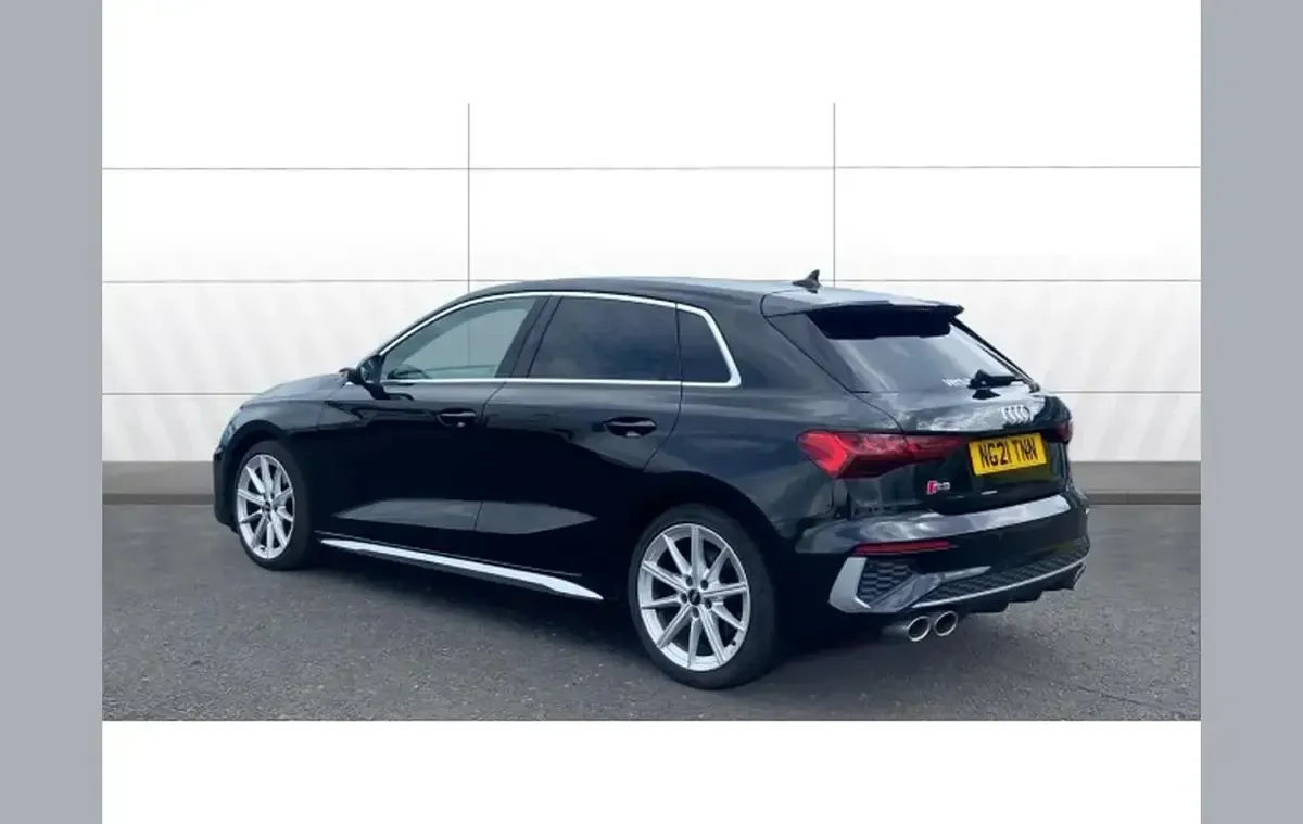 Used Audi S3 Sportback Comfort 310 HP (228 kW) 2021 Black Hatchback
