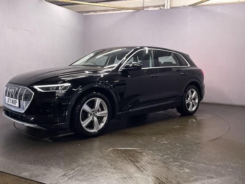 Używany Audi e-tron Advanced 230 kW (313 KM) 2021 Czarny SUV