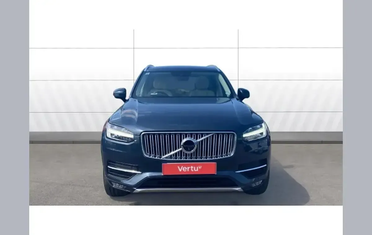 Begagnad Volvo XC90 Inscription 235 HK (172 kW) 2018 Blå SUV