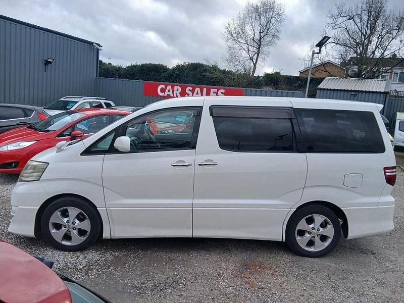 Used Toyota Alphard 2005 White MPV