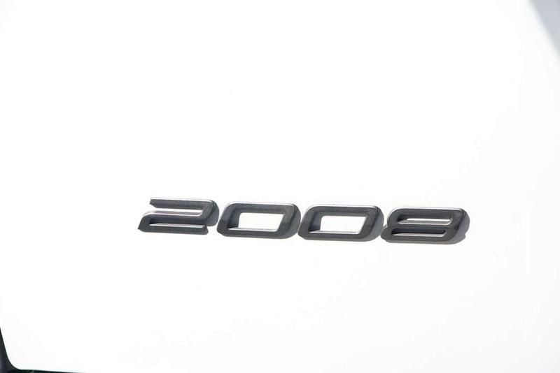 Used Peugeot 2008 Allure 129 HP (94 kW) 2025 White SUV