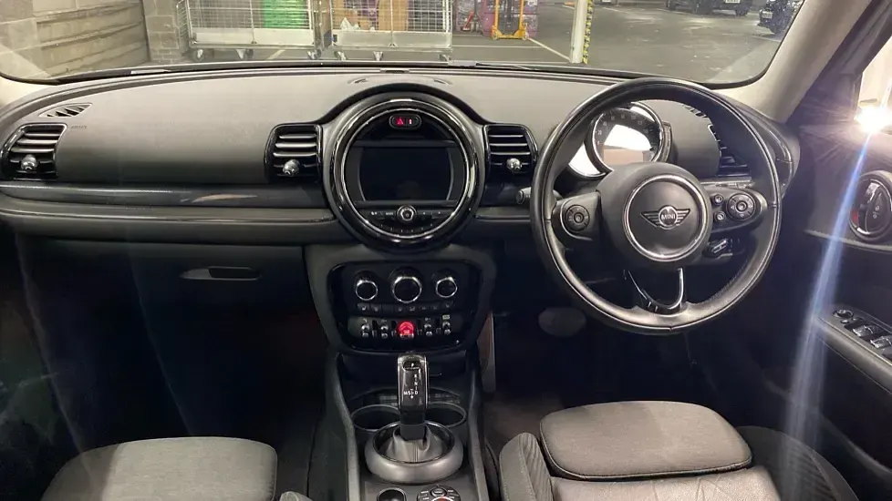 Used Mini Cooper Clubman 134 HP (98 kW) 2018 Silver Estate