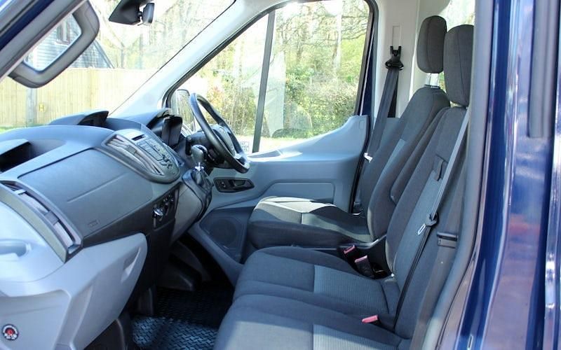Used Ford Transit 125 HP (91 kW) 2018 MPV