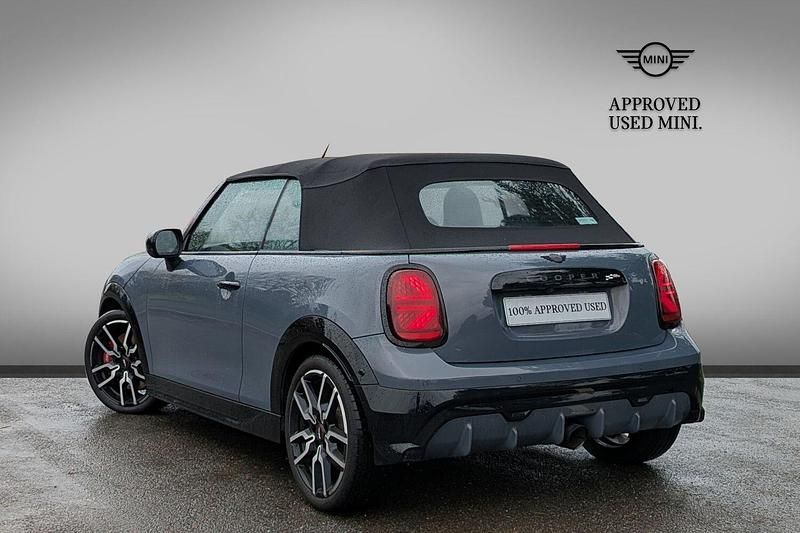Used Mini John Cooper Works 228 HP (167 kW) 2025 Grey Hatchback