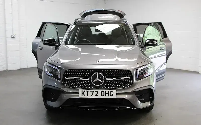 Used Mercedes GLB200 AMG line 163 HP (119 kW) 2022 Mountain grey SUV