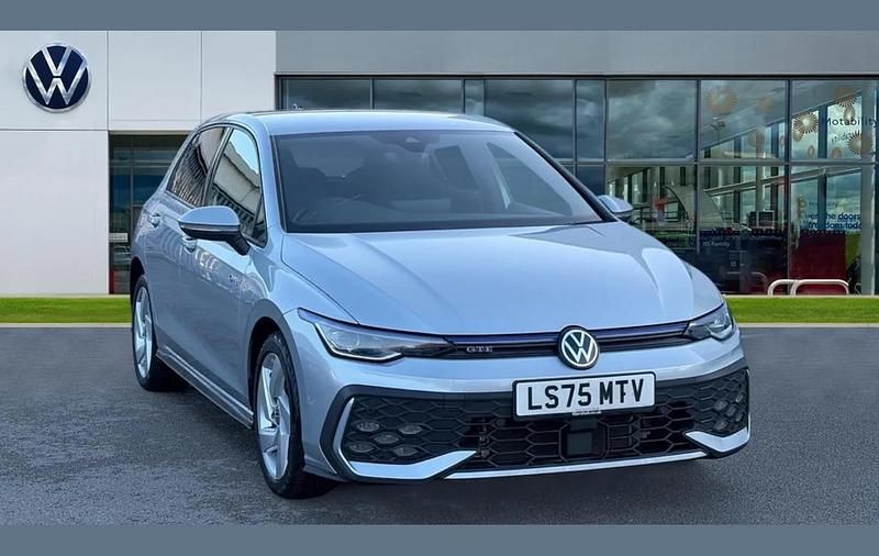 Used VW Golf VIII GTE 267 HP (196 kW) 2025 Silver Hatchback