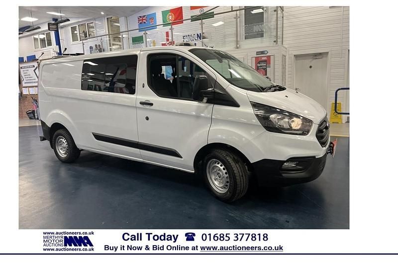 Used Ford Transit Custom 130 HP (95 kW) 2021 White Van