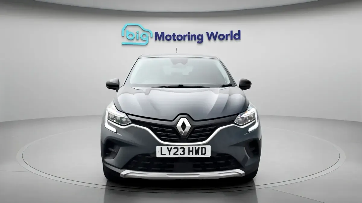 Used Renault Captur Evolution 145 HP (106 kW) 2023 Blue SUV