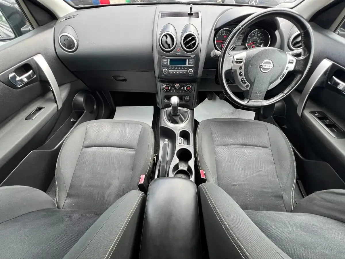 Used Nissan Qashqai Acenta 117 HP (86 kW) 2011 Black SUV