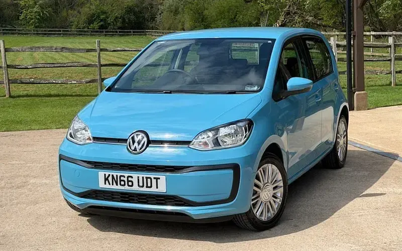 Used VW up! Move 60 HP (44 kW) 2018 Hatchback