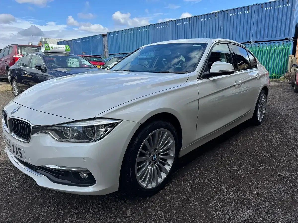 Used BMW 330 Luxury Line 2015 White Sedan
