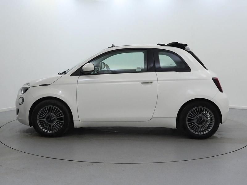 Used Fiat 500e Passion 86 kW (118 HP) 2021 White Cabriolet