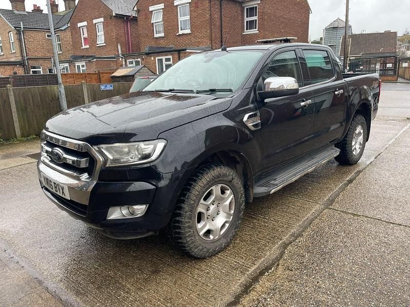 Used Ford Ranger Limited 200 HP (147 kW) 2016 Black Pickup