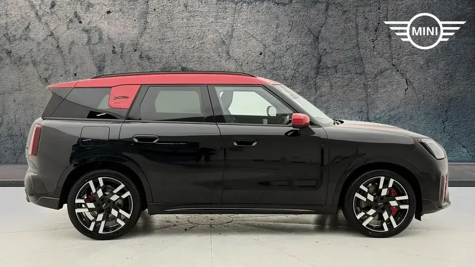 Used Mini John Cooper Works Countryman 296 HP (217 kW) 2026 Black SUV