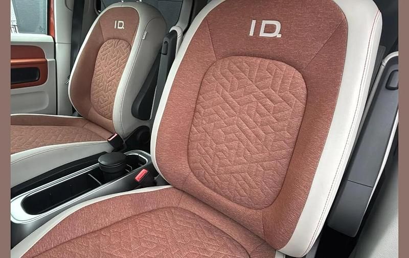 Used VW ID. Buzz Pro 147 kW (200 HP) 2023 White MPV