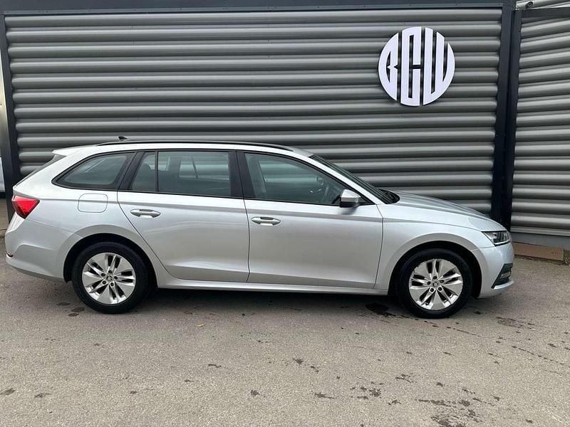 Used Skoda Octavia SE Technology 150 HP (110 kW) 2022 Silver Estate