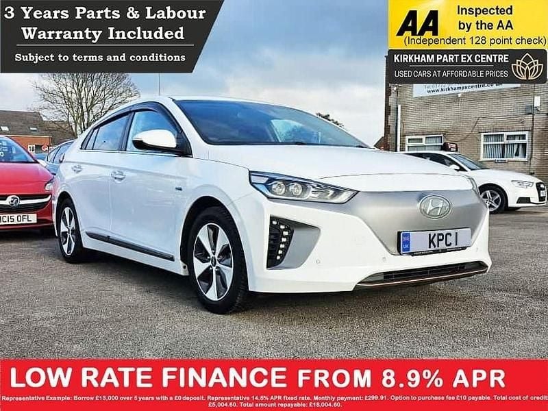 White Used 2019 Hyundai Ioniq Premium SE Hatchback | £7,000 (Good price) - Image 1/4