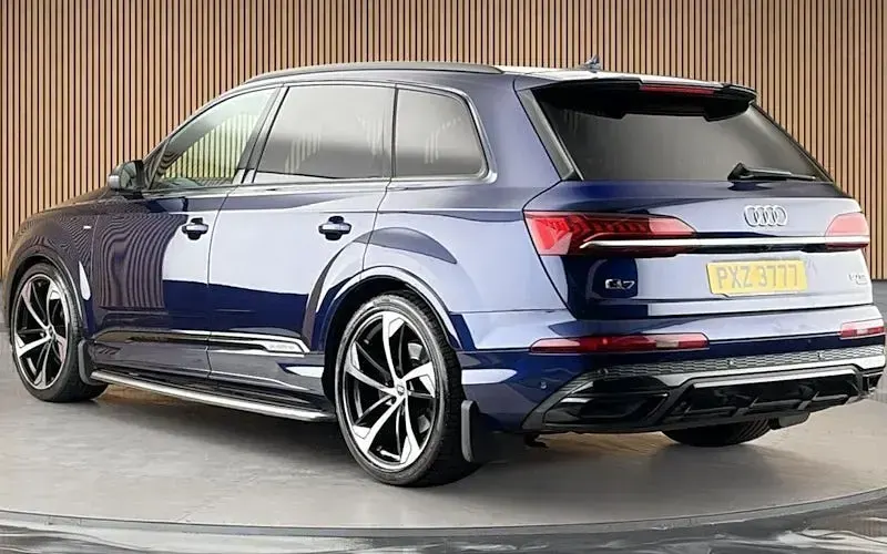 Used Audi Q7 286 HP (210 kW) 2024 SUV