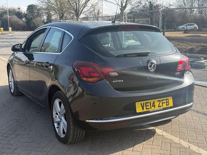 Used Vauxhall Astra SRi 2014 Black Hatchback