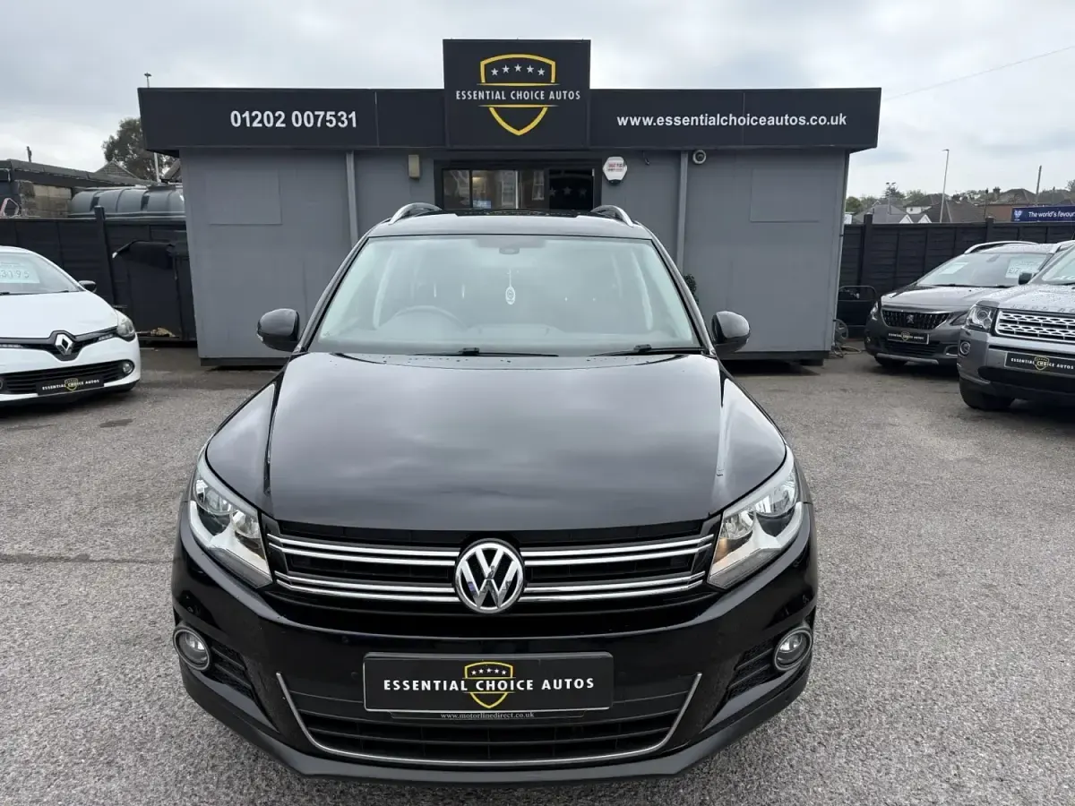 Usado VW Tiguan Match 150 HP (110 kW) 2015 Preto SUV