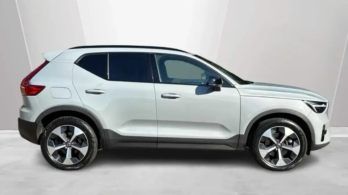 Used Volvo XC40 Plus 161 HP (118 kW) 2026 SUV