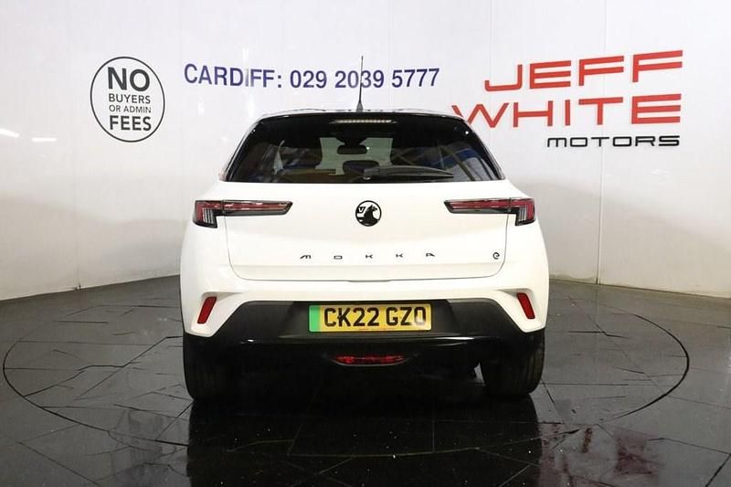 Used Vauxhall Mokka SRi 100 kW (136 HP) 2022 White SUV