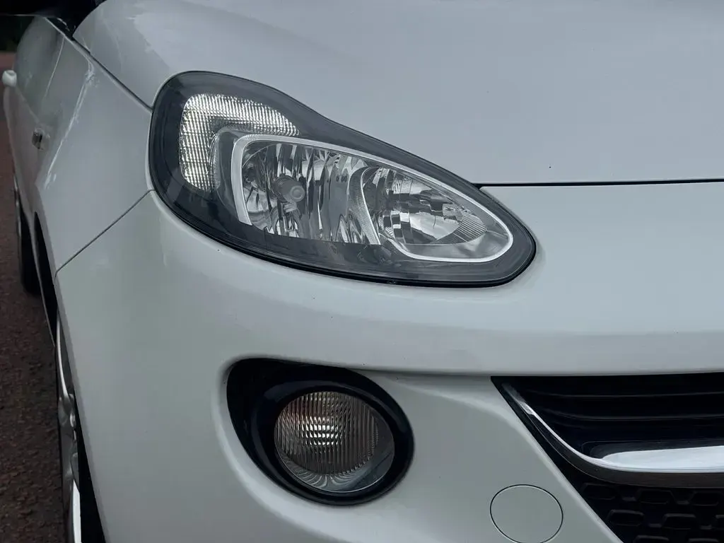 Used Vauxhall Adam Slam 100 HP (73 kW) 2015 White Hatchback