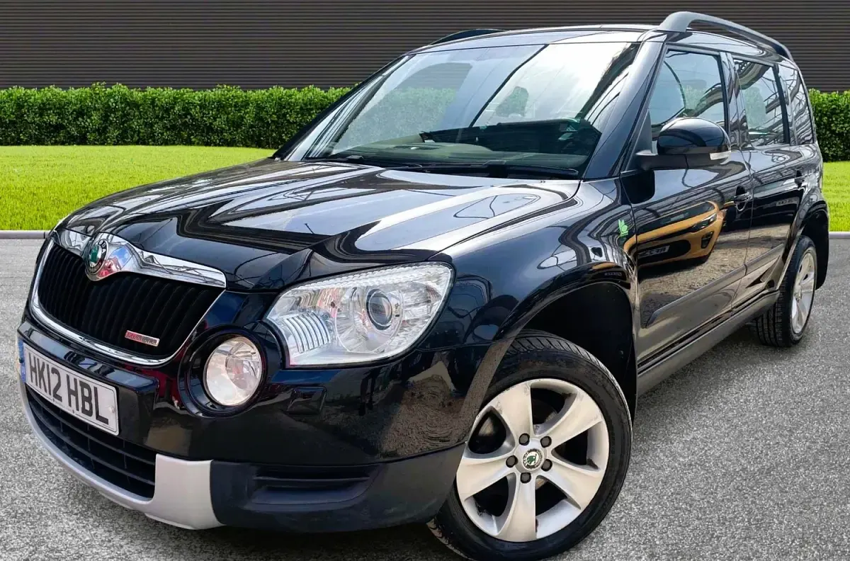 Used Skoda Yeti GreenLine 105 HP (77 kW) 2012 Black SUV