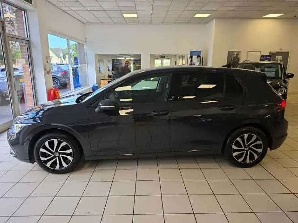 Used VW Golf VIII Active 150 HP (110 kW) 2022 Grey Hatchback