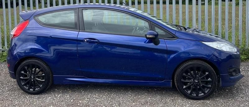 Blue Used 2015 Ford Fiesta Zetec Hatchback | £1,955 (Super price) - Image 1/4