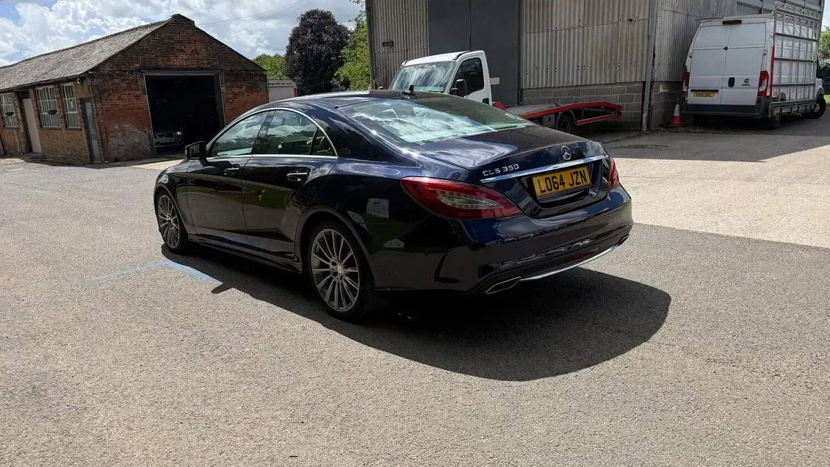 Used Mercedes CLS350 AMG line 2015 Blue Coupe