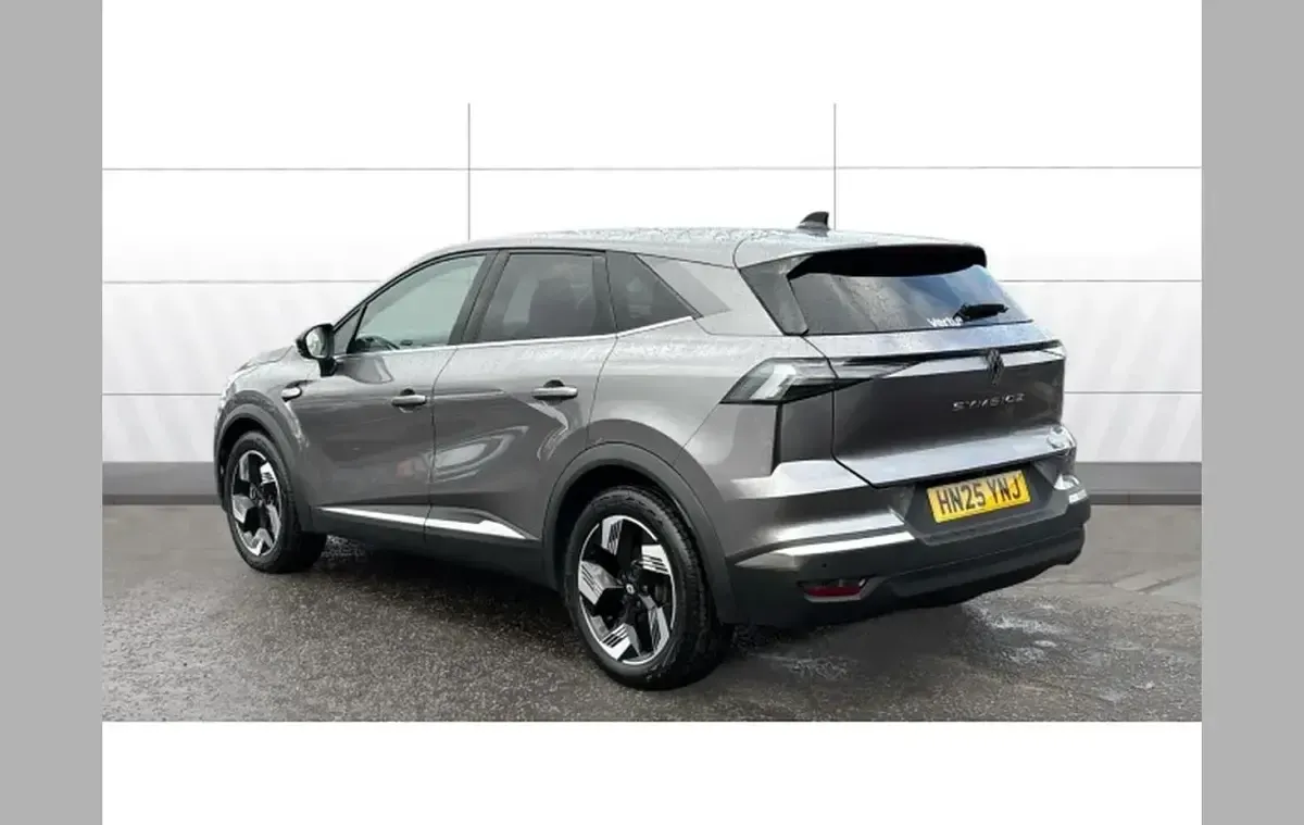 Second-hand Renault Symbioz Techno 145 CP (106 kW) 2025 Gri SUV