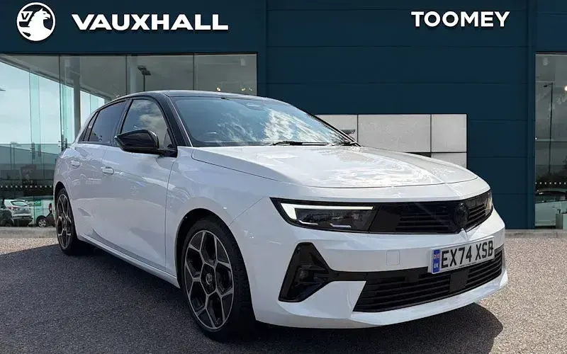 Used Vauxhall Astra Ultimate 131 HP (96 kW) 2025 Hatchback
