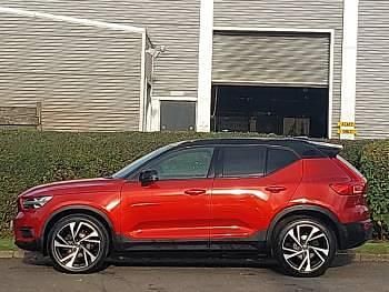 Used Volvo XC40 R-Design Pro 163 HP (119 kW) 2020 Red SUV