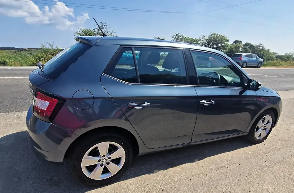 Used Skoda Fabia SE 95 HP (69 kW) 2018 Grey Hatchback